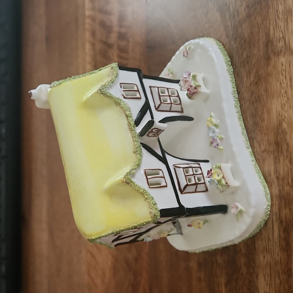 Vintage English Coalport Bone China- "The Coaching Inn"